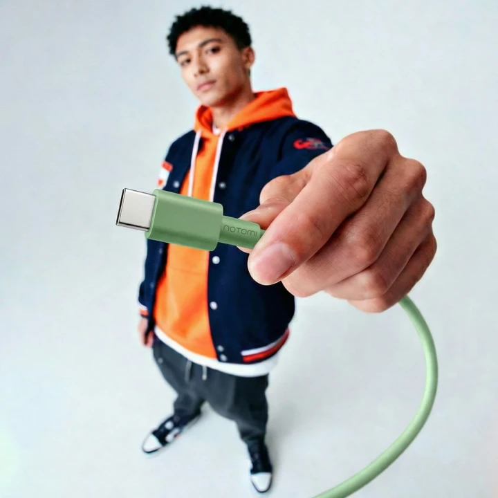 CB-4_Noto_Link_Flex_USB-C-USB-C_100W_1,2m_Green_Packshot_6.webp