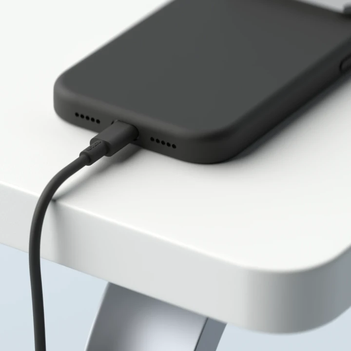 CB-7_Noto_Link_Flex_USB-A-USB-C_18W_1,2m_Black_Packshot_8.webp