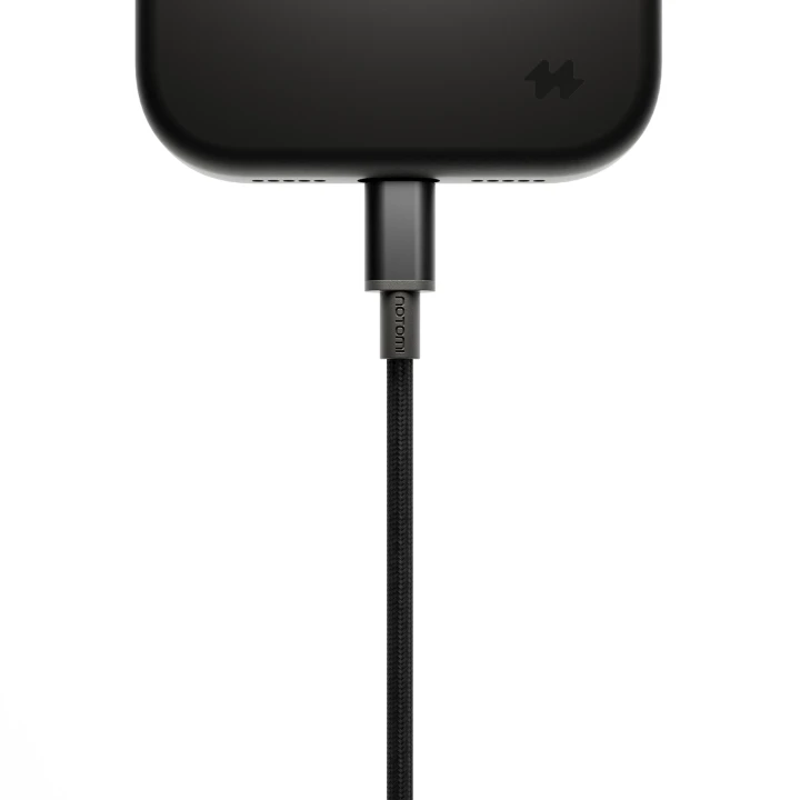 CB-15_Noto_Link_Shield_USB-A-USB-C_18W_1,2m_Black_Packshot_2.webp