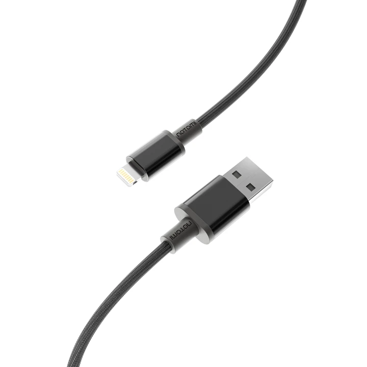 CB-17_Noto_Link_Shield_USB-A-Lightning_12W_1,2m_Black_Packshot_1.webp
